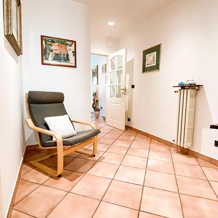 La Casa Di Jacopo Intero Appartamento+parcheggio Pistoia